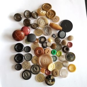 Vintage button lot wood, plastic, green brown tan yellow antique
